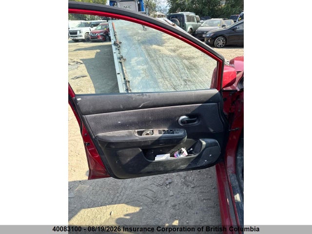 40083100 :رقم المزاد ، 3N1BC13E48L394486 vin ، 2008 Nissan Versa مزاد بيع