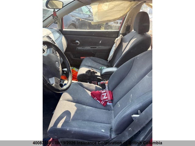 40083100 :رقم المزاد ، 3N1BC13E48L394486 vin ، 2008 Nissan Versa مزاد بيع