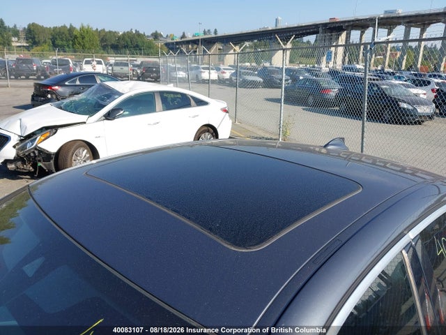 3MW5R7J03N8C68179 BMW 330I
