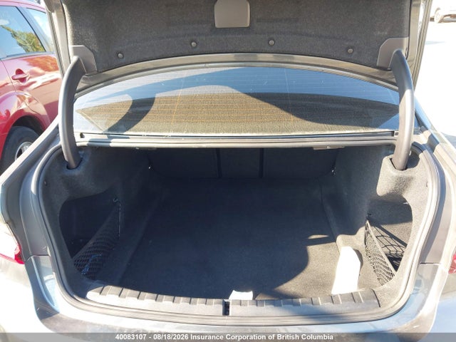 3MW5R7J03N8C68179 BMW 330I