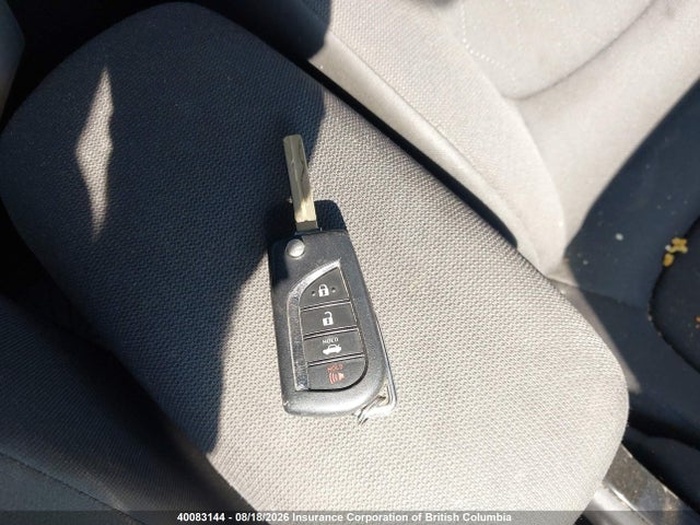 40083144 :رقم المزاد ، 5YFBPRBE3LP046000 vin ، 2020 Toyota Corolla Le مزاد بيع