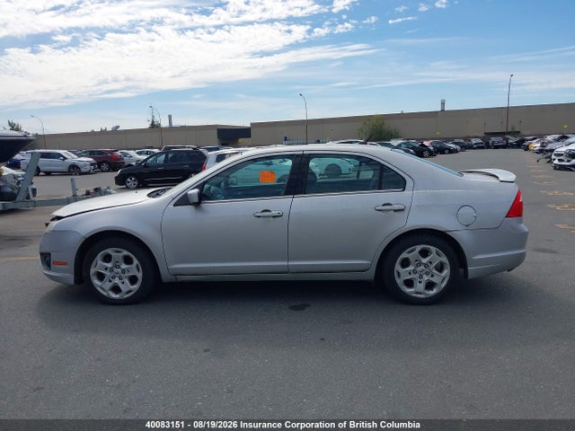 40083151 :رقم المزاد ، 3FAHP0HG7AR107392 vin ، 2010 Ford Fusion Se مزاد بيع