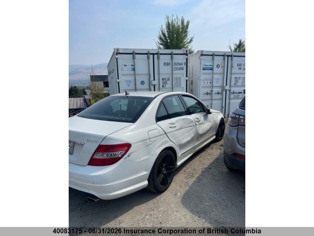 2011 Mercedes-benz C 300 4mati მანქანა იყიდება აუქციონზე, vin: WDDGF8BB5BA526721, აუქციონის ნომერი: 40083175