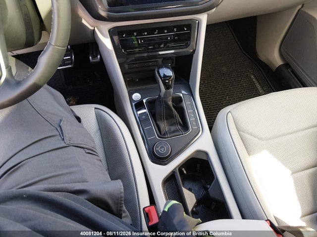 Продаж на аукціоні авто 2023 Volkswagen Tiguan Sel R-line Black, vin: 3VV4B7AX1PM035798, номер лоту: 40081204