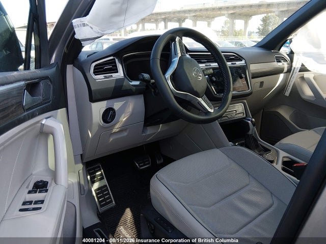 Продаж на аукціоні авто 2023 Volkswagen Tiguan Sel R-line Black, vin: 3VV4B7AX1PM035798, номер лоту: 40081204