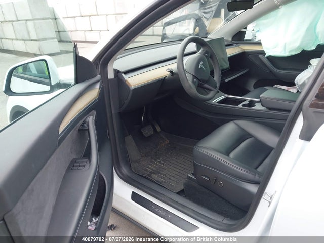 Tesla Model Y 2023 LRWYGDFD1PC967819 Image 21