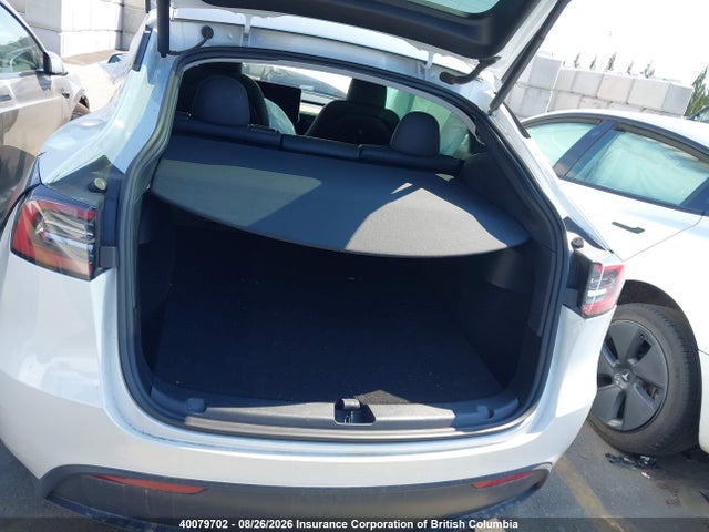 Tesla Model Y 2023 LRWYGDFD1PC967819 Image 23