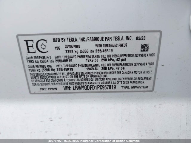 Tesla Model Y 2023 LRWYGDFD1PC967819 Image 9