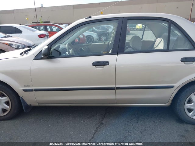 Продаж на аукціоні авто 2000 Mazda Protege Dx/lx/se, vin: JM1BJ2226Y0243923, номер лоту: 40083224