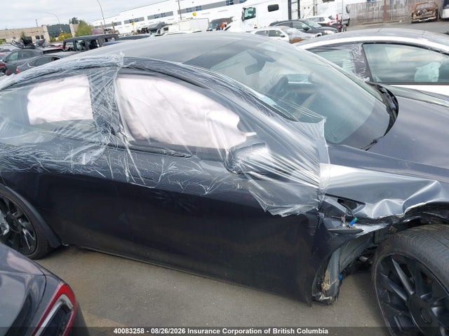 Tesla Model Y 2024 7SAYGDEE3RF015734 Image 14