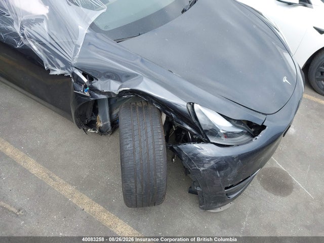 Tesla Model Y 2024 7SAYGDEE3RF015734 Image 22
