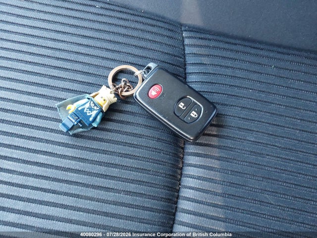 Toyota PRIUS V 2015 JTDZN3EU4FJ020003 Image 11