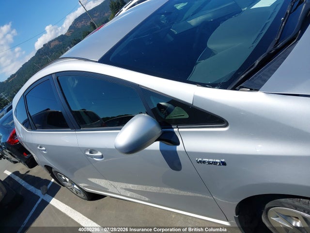 Toyota PRIUS V 2015 JTDZN3EU4FJ020003 Image 14