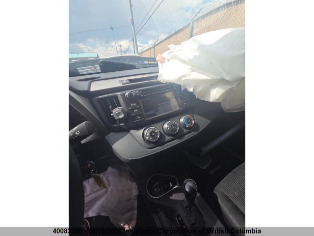 Продаж на аукціоні авто 2018 Toyota Rav4, vin: 2T3ZFREV4JW427984, номер лоту: 40083300