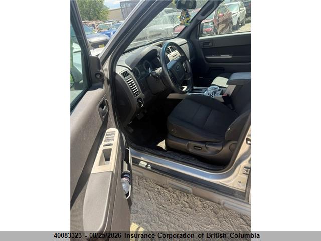 Продажа на аукционе авто 2009 Ford Escape Xlt, vin: 1FMCU93G29KA90716, номер лота: 40083323