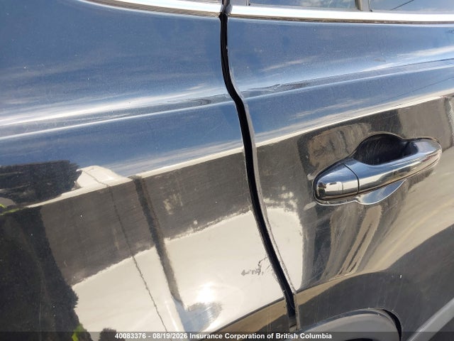 40083376 :رقم المزاد ، 2T3ZFREV3JW460233 vin ، 2018 Toyota Rav4 مزاد بيع