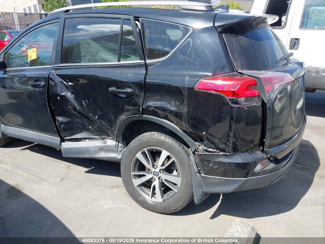 40083376 :رقم المزاد ، 2T3ZFREV3JW460233 vin ، 2018 Toyota Rav4 مزاد بيع