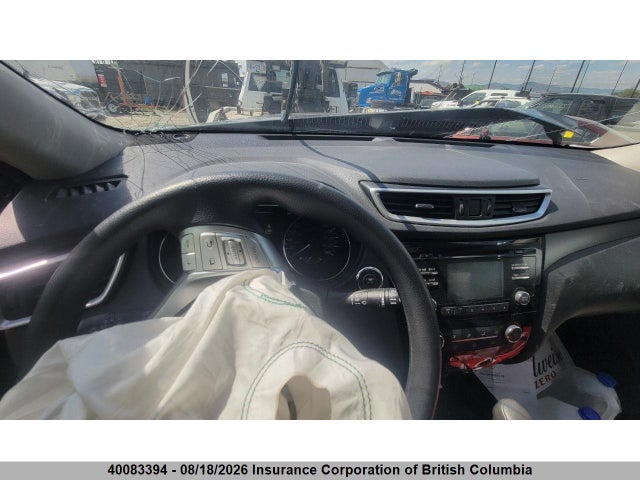 40083394 :رقم المزاد ، 5N1AT2MV4FC861309 vin ، 2015 Nissan Rogue مزاد بيع
