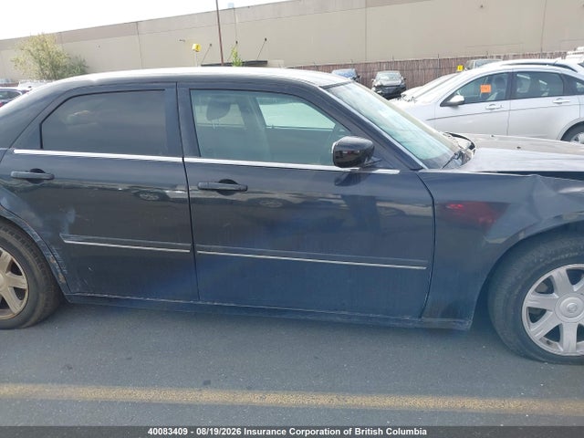 40083409 :رقم المزاد ، 2C3JA53G55H625119 vin ، 2005 Chrysler 300 مزاد بيع