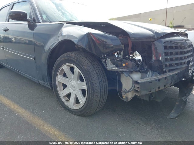 40083409 :رقم المزاد ، 2C3JA53G55H625119 vin ، 2005 Chrysler 300 مزاد بيع