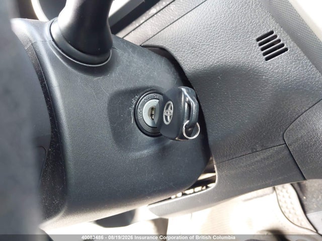 40083486 :رقم المزاد ، 2T1LE4EE6AC013966 vin ، 2010 Toyota Matrix مزاد بيع