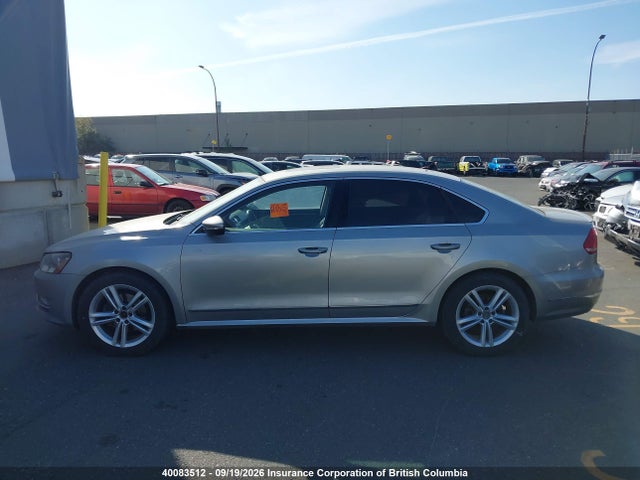 40083512 :رقم المزاد ، 1VWCN7A30CC010964 vin ، 2012 Volkswagen Passat Sel مزاد بيع
