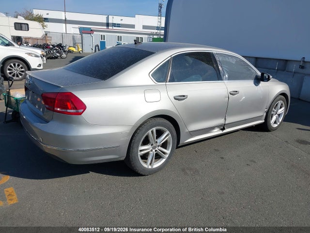 40083512 :رقم المزاد ، 1VWCN7A30CC010964 vin ، 2012 Volkswagen Passat Sel مزاد بيع