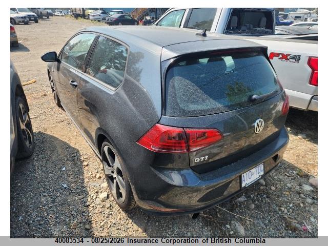 3VWYT7AU1FM022385 Volkswagen GTI