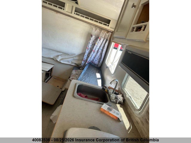 40083536 :رقم المزاد ، 4WYH27A1961707572 vin ، 2006 R-vision Trail-lite Bantam مزاد بيع