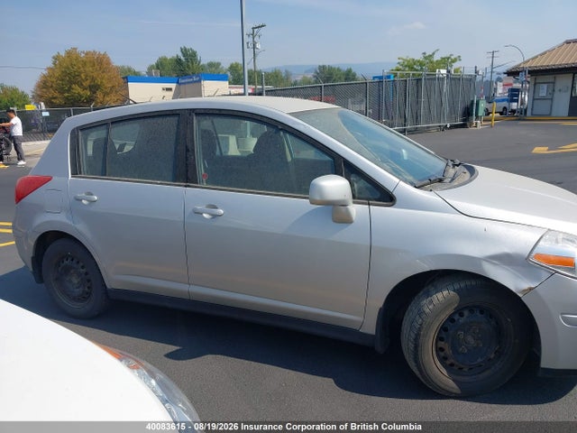 40083615 :رقم المزاد ، 3N1BC1CP6BL483713 vin ، 2011 Nissan Versa مزاد بيع