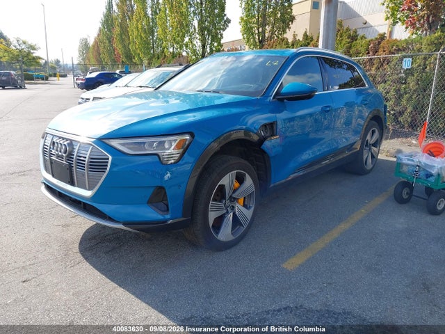 40083630 :رقم المزاد ، WA1VAAGE2KB011156 vin ، 2019 Audi E-tron Prestige مزاد بيع