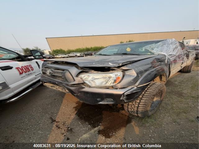 40083631 :رقم المزاد ، 5TFMU4FN5DX017812 vin ، 2013 Toyota Tacoma Double Cab Long Bed مزاد بيع