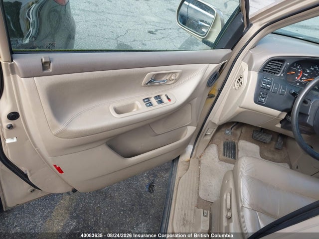 2000 Honda Odyssey Ex მანქანა იყიდება აუქციონზე, vin: 2HKRL1869YH000087, აუქციონის ნომერი: 40083635