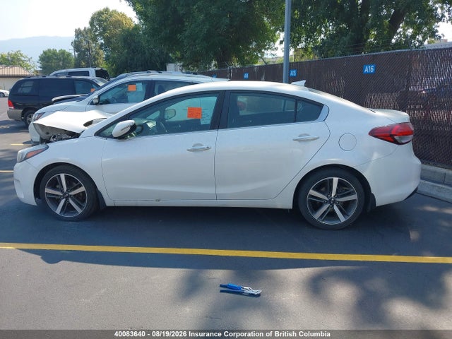 2017 Kia Forte მანქანა იყიდება აუქციონზე, vin: 3KPFL4A83HE056305, აუქციონის ნომერი: 40083640