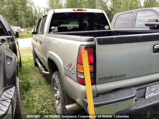 40083647 :رقم المزاد ، 1GTGK23U04F158568 vin ، 2004 Gmc Sierra K2500 Crew Cab مزاد بيع