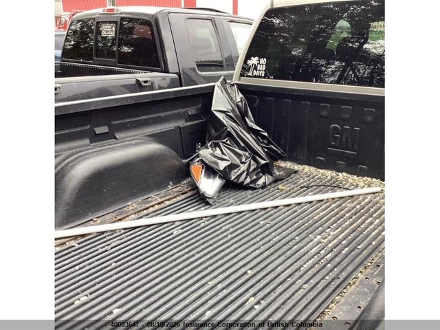 40083647 :رقم المزاد ، 1GTGK23U04F158568 vin ، 2004 Gmc Sierra K2500 Crew Cab مزاد بيع