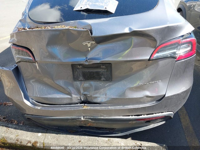 2025 Tesla Model Y მანქანა იყიდება აუქციონზე, vin: 7SAYGDEE6SF288883, აუქციონის ნომერი: 40058640