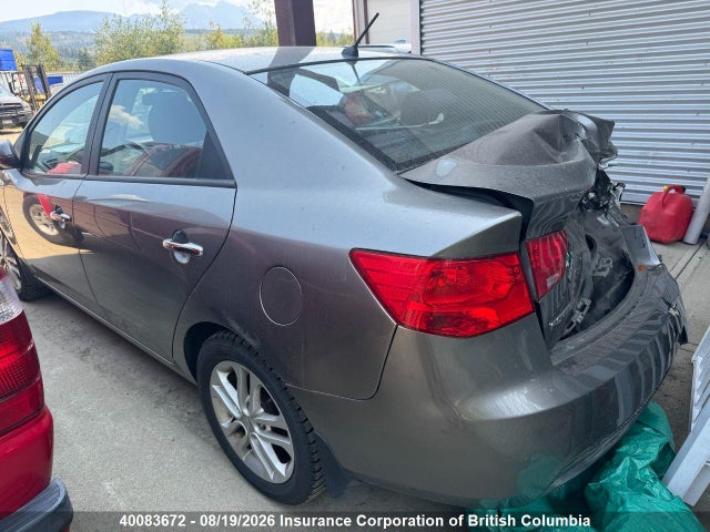 2011 Kia Forte მანქანა იყიდება აუქციონზე, vin: KNAFU4A20B5427042, აუქციონის ნომერი: 40083672