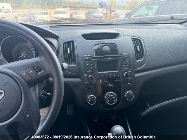 2011 Kia Forte მანქანა იყიდება აუქციონზე, vin: KNAFU4A20B5427042, აუქციონის ნომერი: 40083672