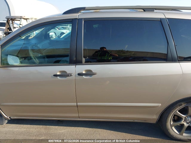2006 Toyota Sienna Ce მანქანა იყიდება აუქციონზე, vin: 5TDBA29C16S060812, აუქციონის ნომერი: 40078924