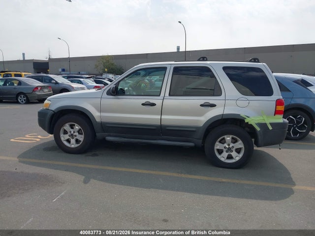 Продажа на аукционе авто 2005 Ford Escape Xlt, vin: 1FMYU93125KD38006, номер лота: 40083773