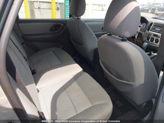 Продажа на аукционе авто 2005 Ford Escape Xlt, vin: 1FMYU93125KD38006, номер лота: 40083773