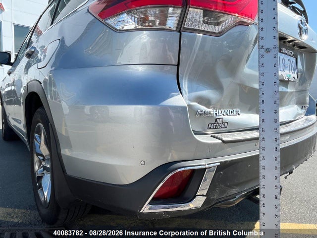 5TDDZRFH9KS721457 Toyota Highlander Limited