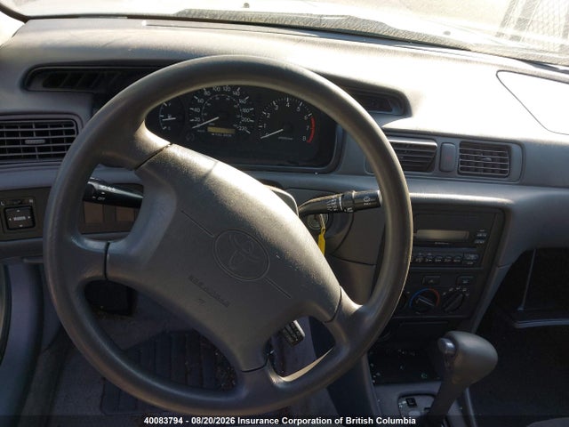 40083794 :رقم المزاد ، JT2BG22K7Y0464597 vin ، 2000 Toyota Camry مزاد بيع