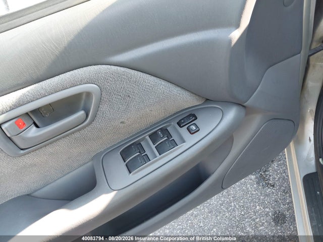 40083794 :رقم المزاد ، JT2BG22K7Y0464597 vin ، 2000 Toyota Camry مزاد بيع