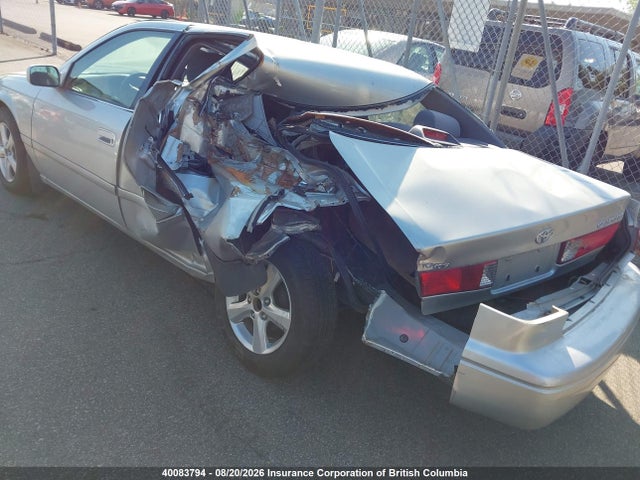 40083794 :رقم المزاد ، JT2BG22K7Y0464597 vin ، 2000 Toyota Camry مزاد بيع