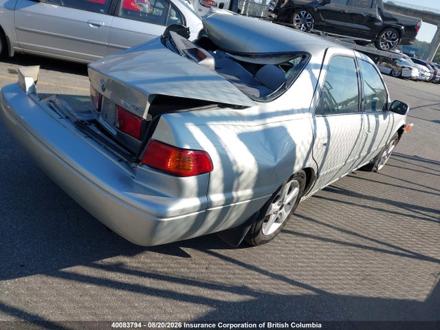 40083794 :رقم المزاد ، JT2BG22K7Y0464597 vin ، 2000 Toyota Camry مزاد بيع