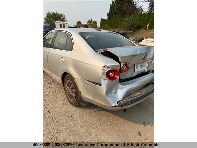 40083809 :رقم المزاد ، 3VWSF71K46M664448 vin ، 2006 Volkswagen Jetta مزاد بيع