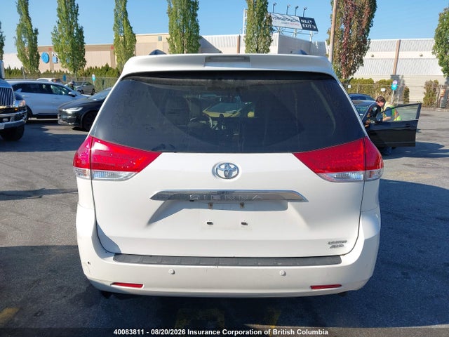 Продажа на аукционе авто 2013 Toyota Sienna Xle/limited, vin: 5TDDK3DC5DS063390, номер лота: 40083811