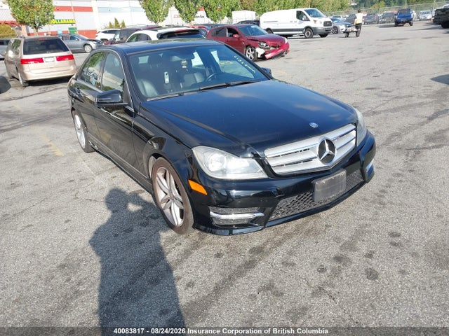 2012 Mercedes-benz C 250 4matic მანქანა იყიდება აუქციონზე, vin: WDDGF8FB4CA692241, აუქციონის ნომერი: 40083817